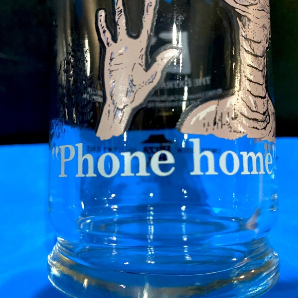 E.T. EXTRA TERRESTRIAL 1982 UNIVERSAL STUDIOS PIZZA HUT COLLECTOR SERIES GLASS - Picture 7 of 8